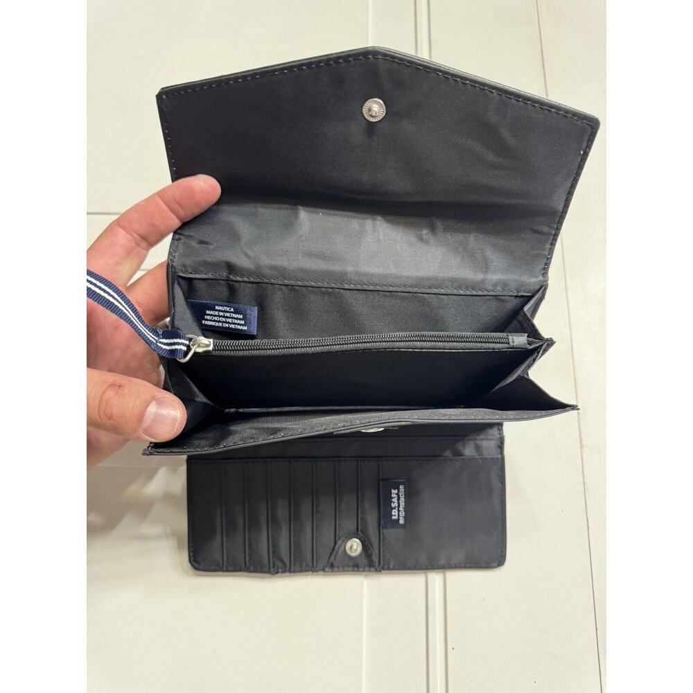 Nautica V Flap Clutch Wallet RFID Credit Cards Bill Slip Snap Closure Black - Picture 4 of 5